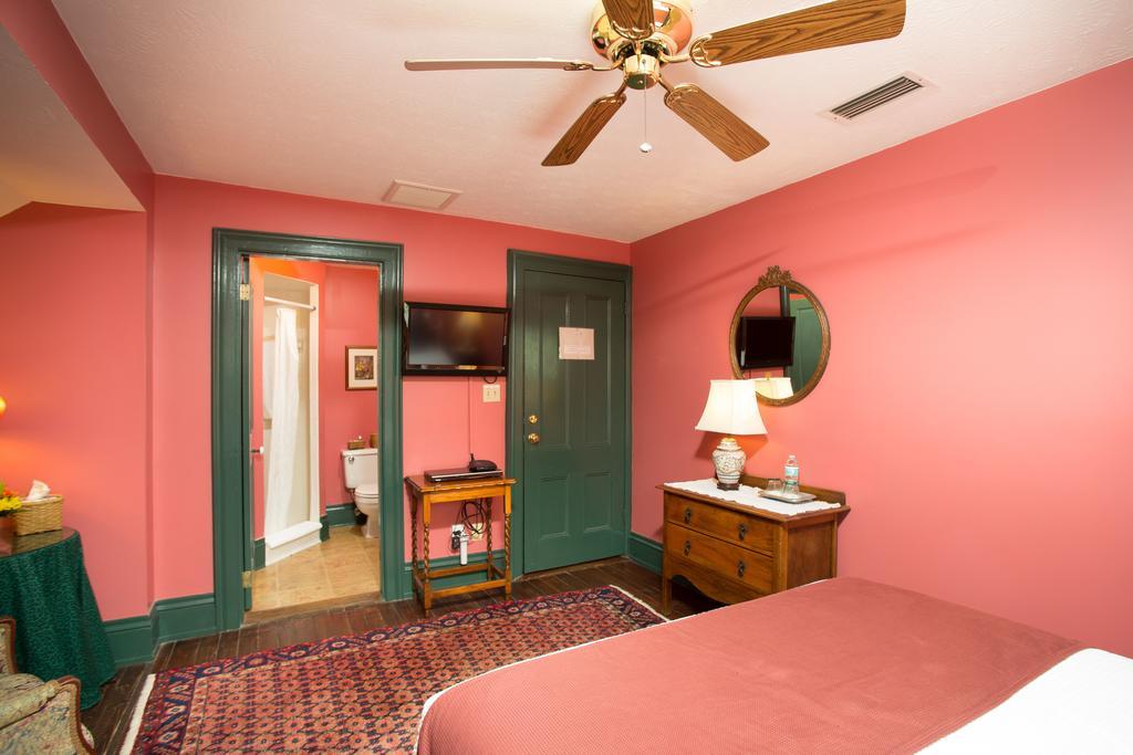 Spencer House Inn 세인트 메리스 객실 사진